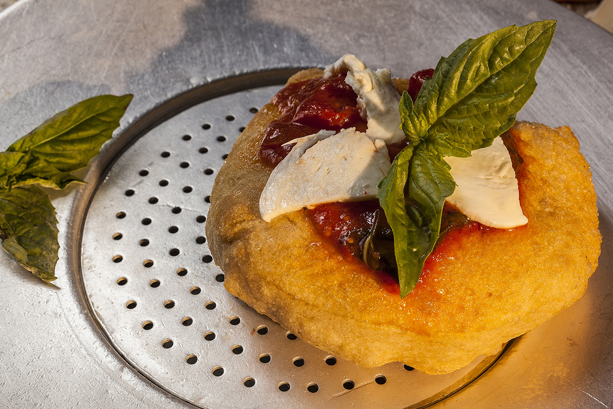 AVPN - Course of Fried Pizza and deep-fried neapolitan food