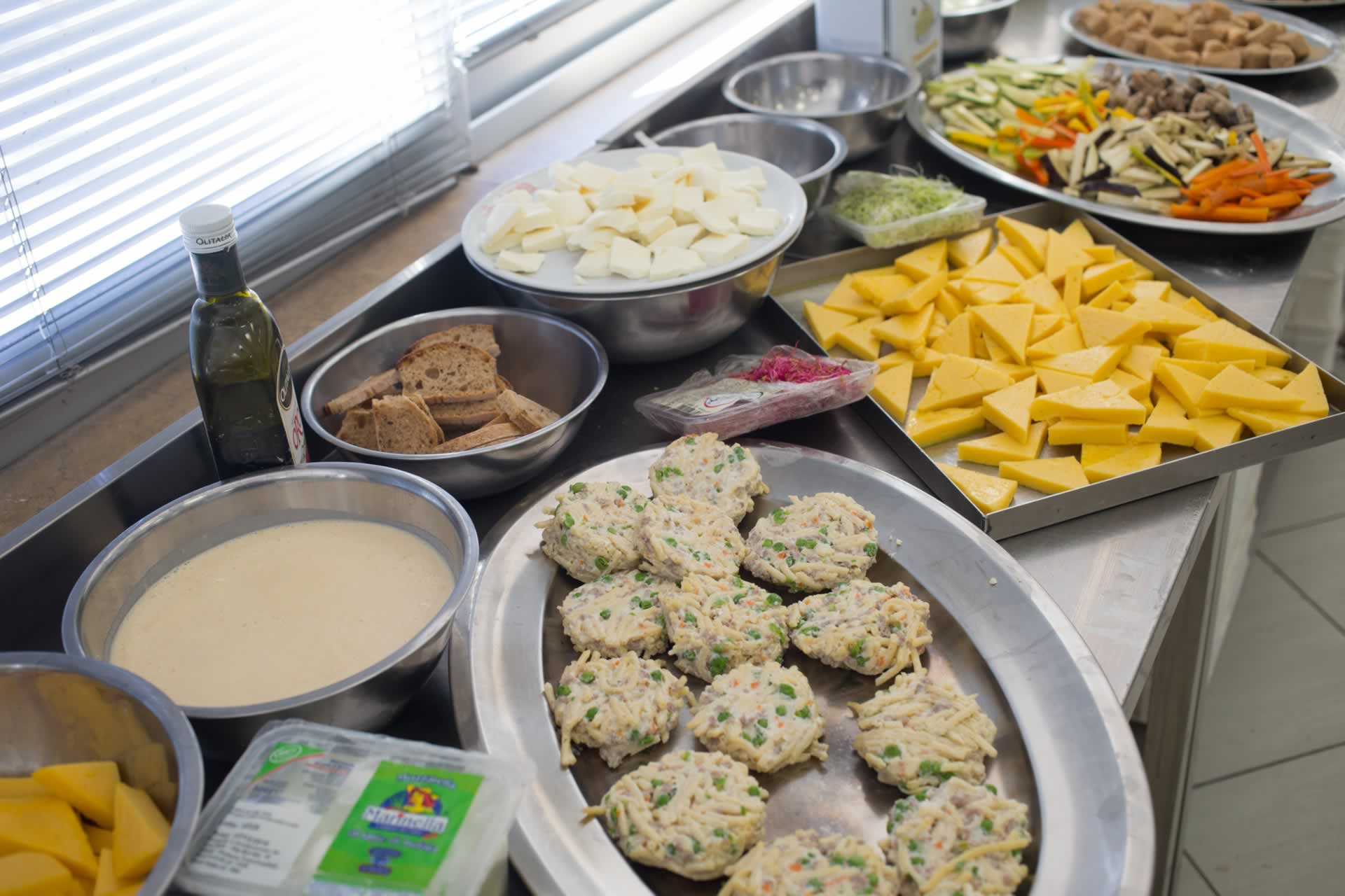 AVPN - Course of deep-fried neapolitan food