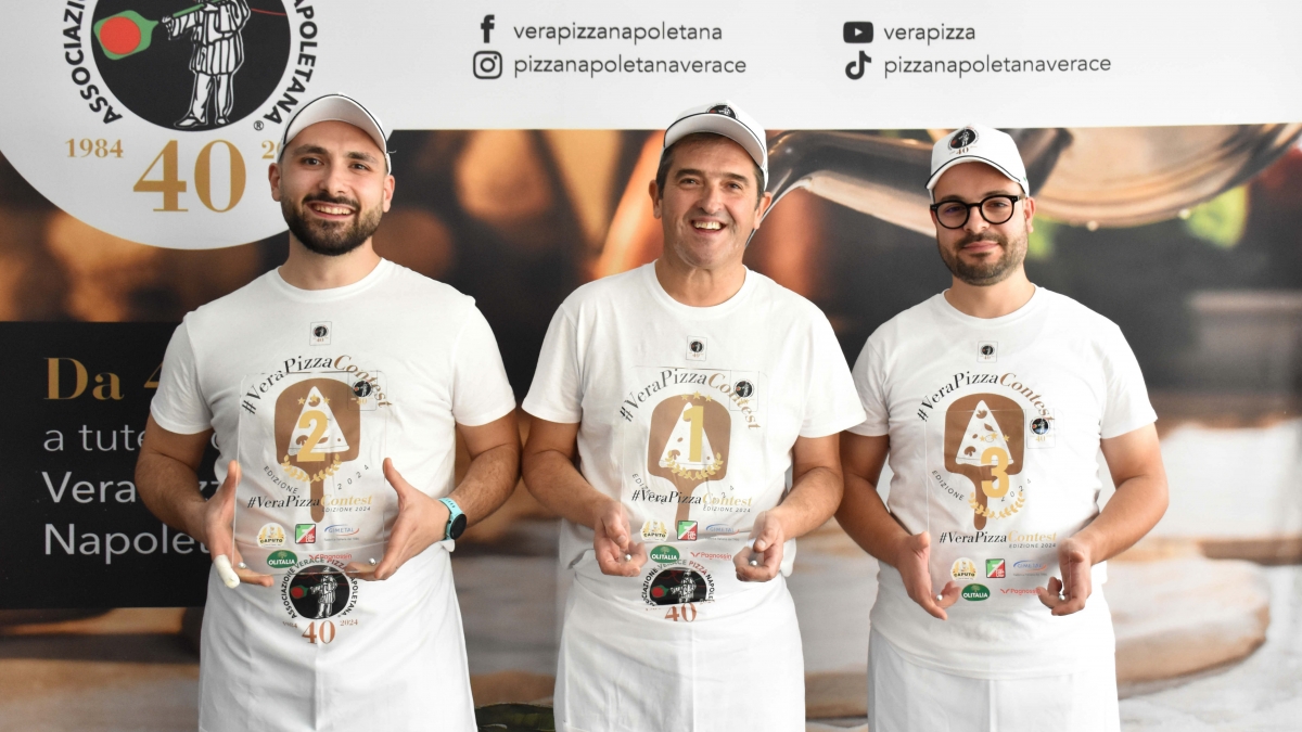 Mimmo Galasso is the winner of the Vera Pizza Contest 2024, the world championship of homemade pizza