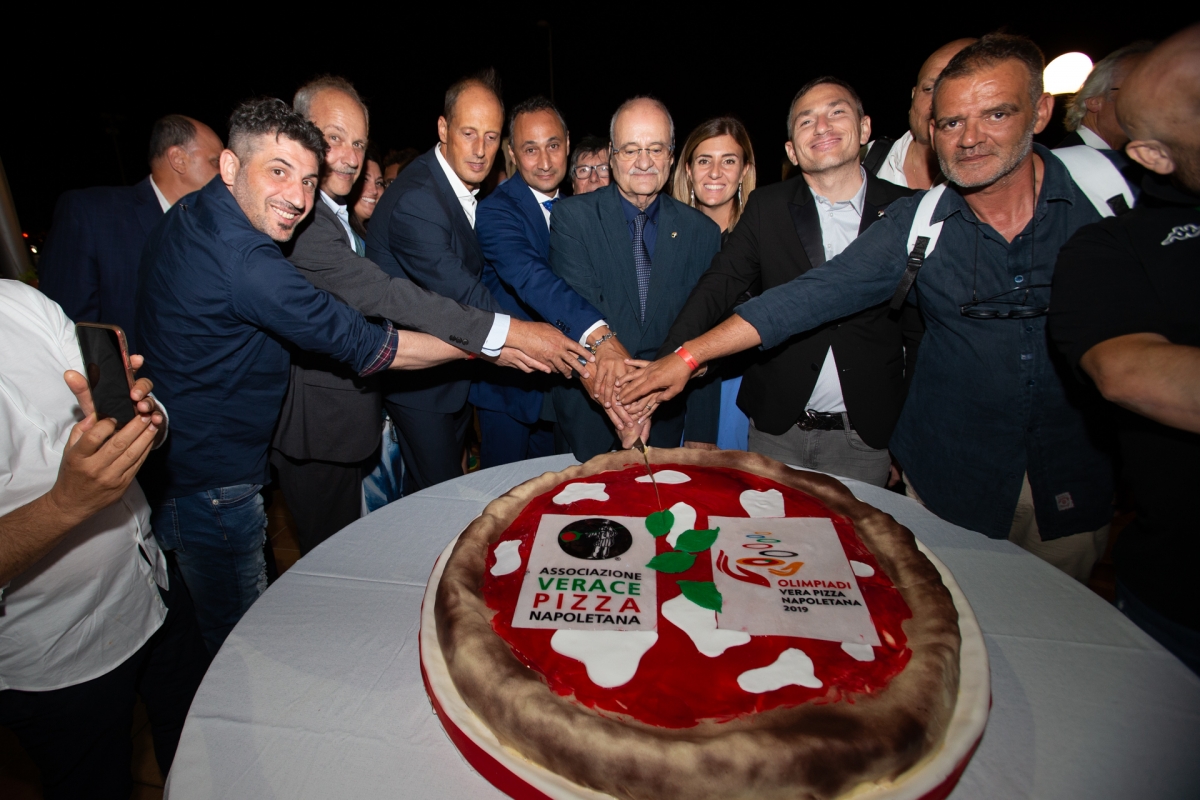 Antonio Pace, presidente AVPN: "Invitiamo Flavio Briatore alle Olimpiadi della pizza per un confronto sereno e amichevole”