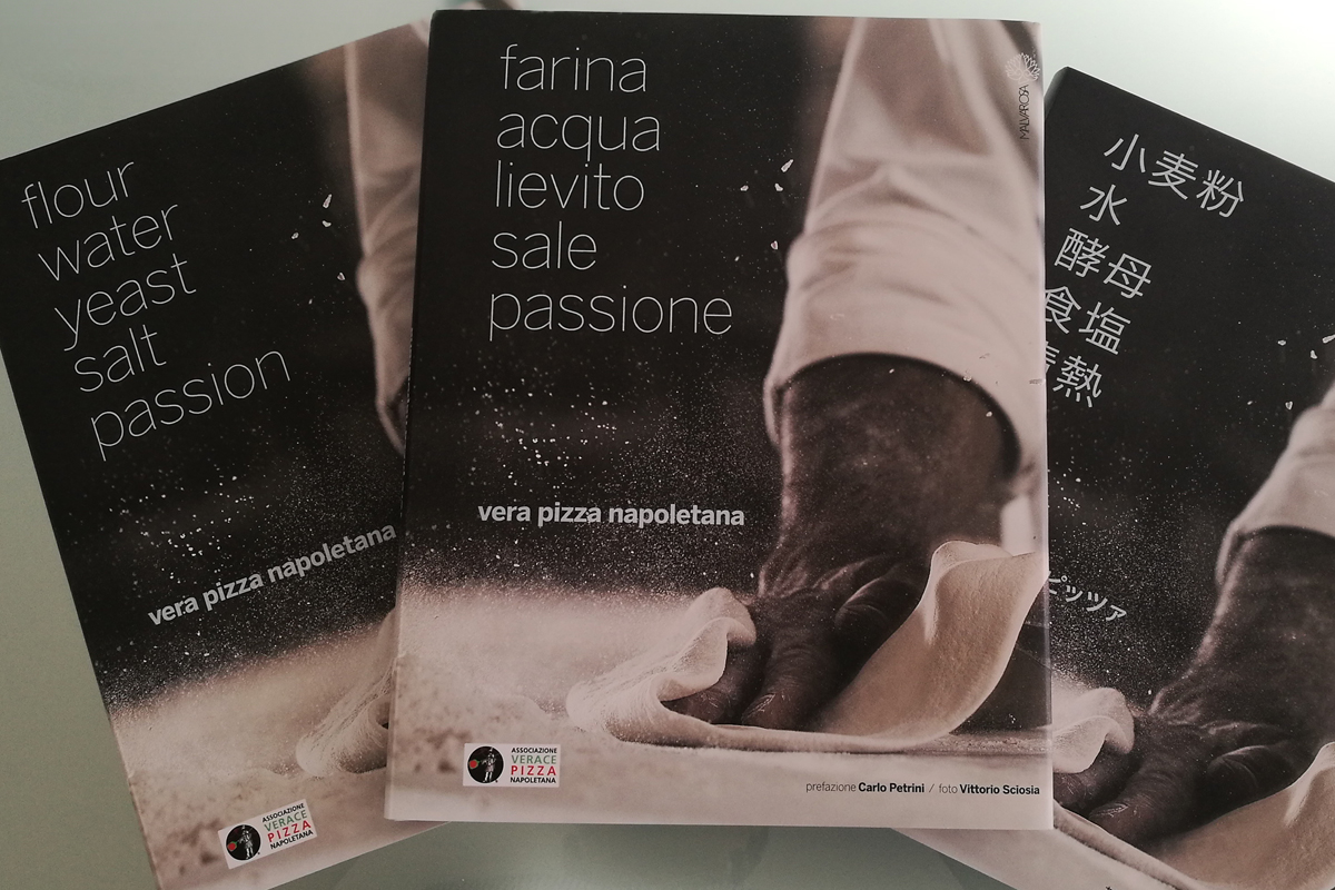 "Flour, Water, Yeast, Salt and Passion" is now available in italian, english and japanese