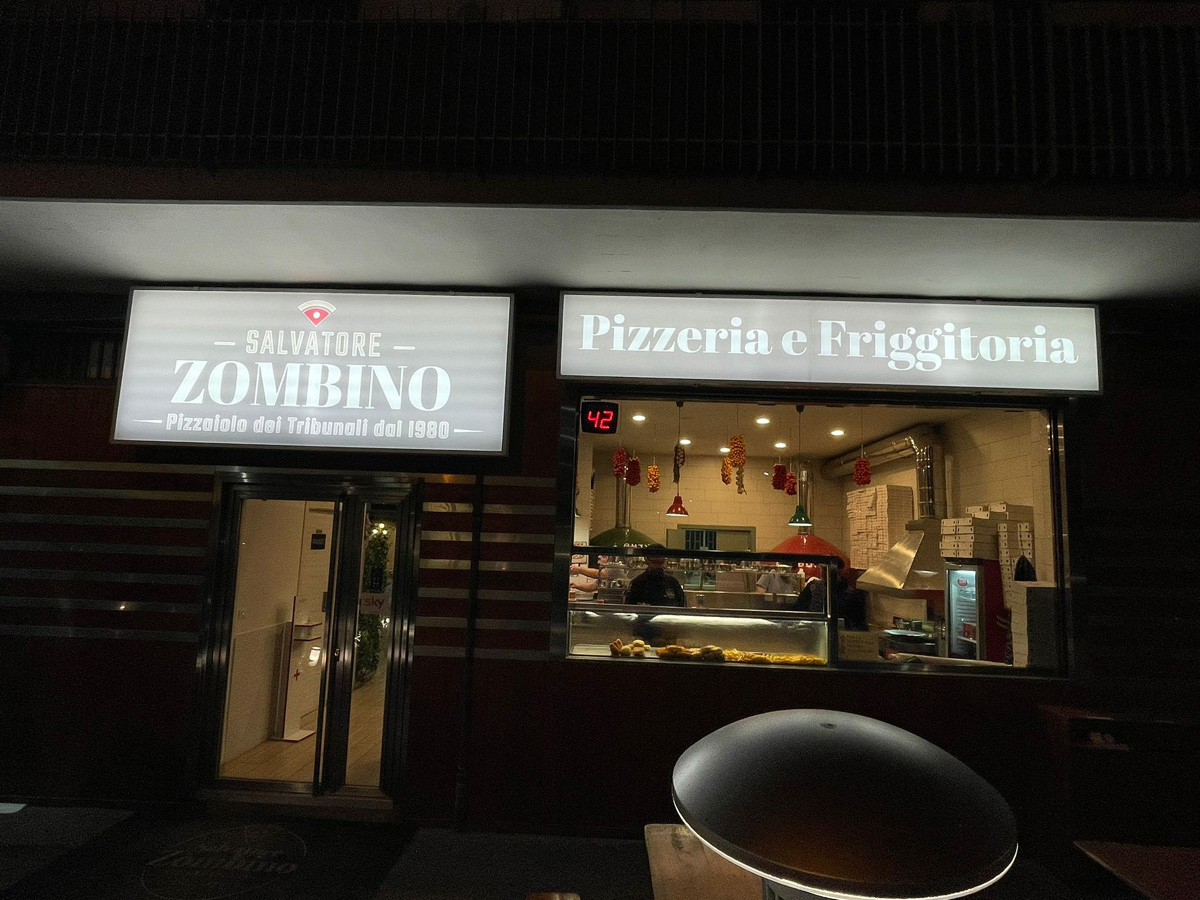 Pizzeria: Salvatore Zombino- pizzaiolo dei Tribunali dal 1980 