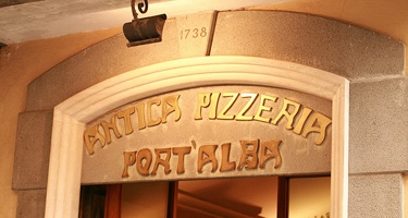 True Neapolitan Pizza in the history, the Antica Pizzeria Port'Alba