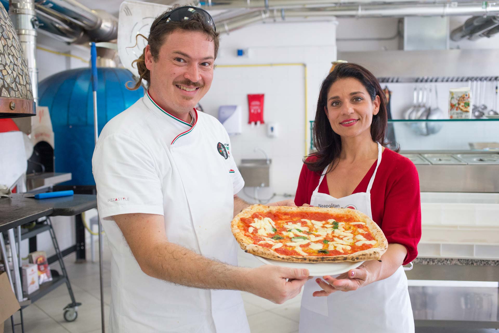 AVPN - Pizzaiolo per un giorno - Pizza cotta nel forno a legna